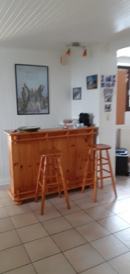 Bed and Breakfast Chez Laurette Et Louis Ugine Esterno foto